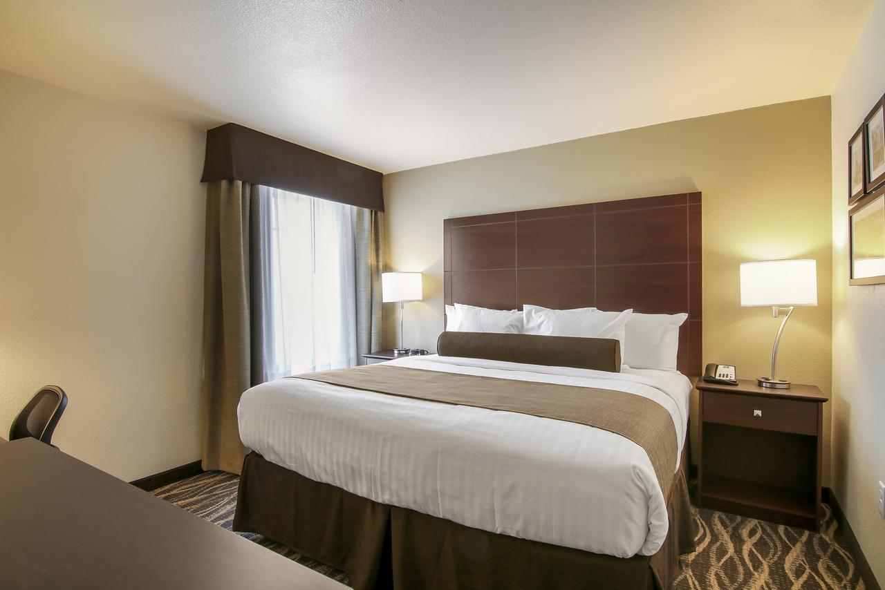 Cobblestone Inn & Suites - Menomonie/Uw-Stout Ngoại thất bức ảnh