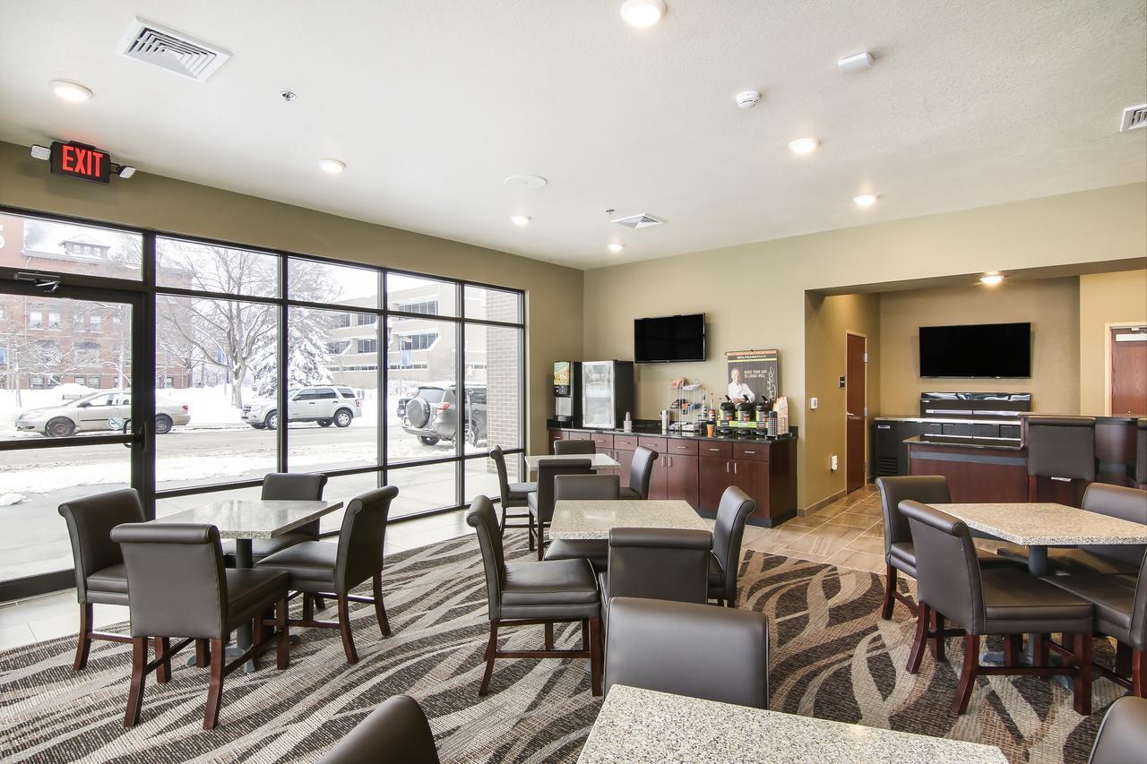 Cobblestone Inn & Suites - Menomonie/Uw-Stout Ngoại thất bức ảnh