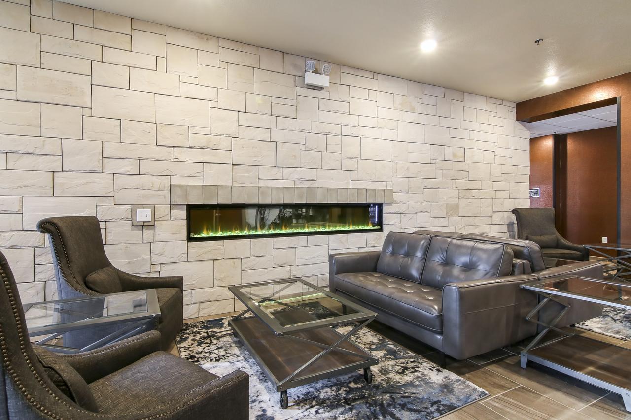 Cobblestone Inn & Suites - Menomonie/Uw-Stout Ngoại thất bức ảnh