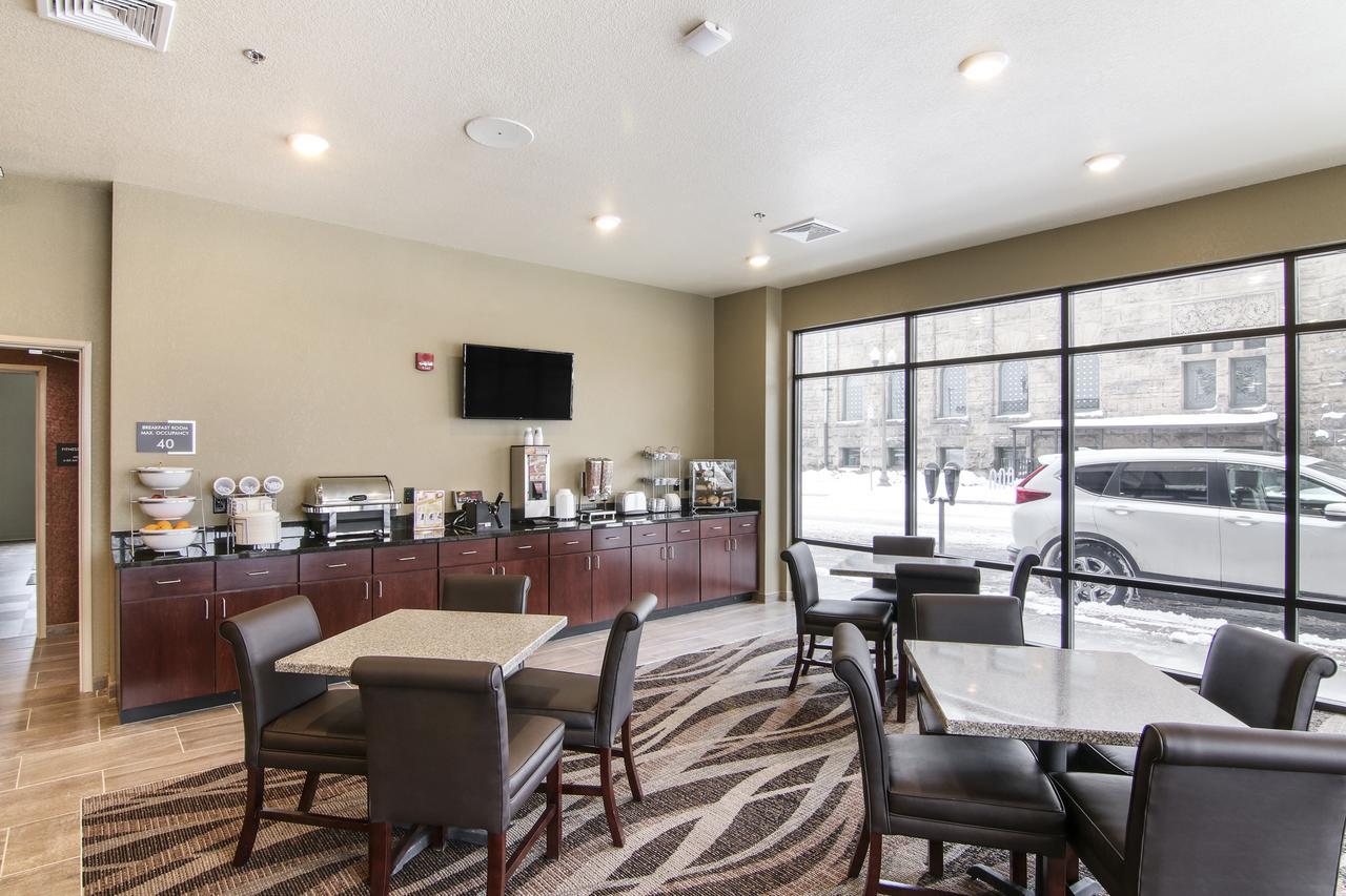 Cobblestone Inn & Suites - Menomonie/Uw-Stout Ngoại thất bức ảnh